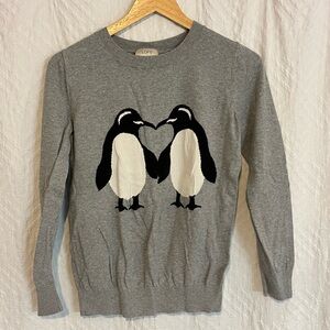 Gap Gray kissing Penguin Sweater Valentines heart size medium